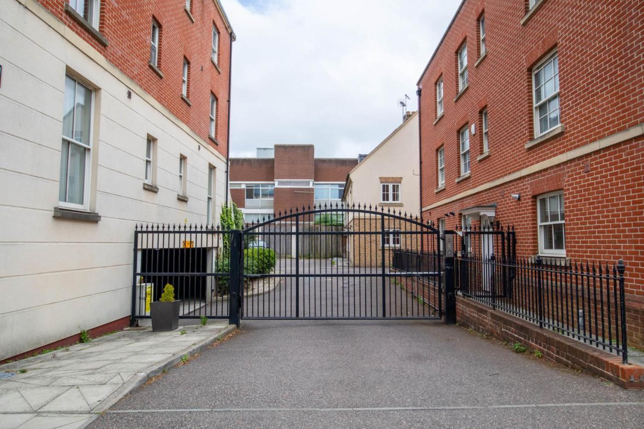 The Chaucer - Modern 3 Bed Home With Parking Close To City Centre Canterbury Exteriér fotografie