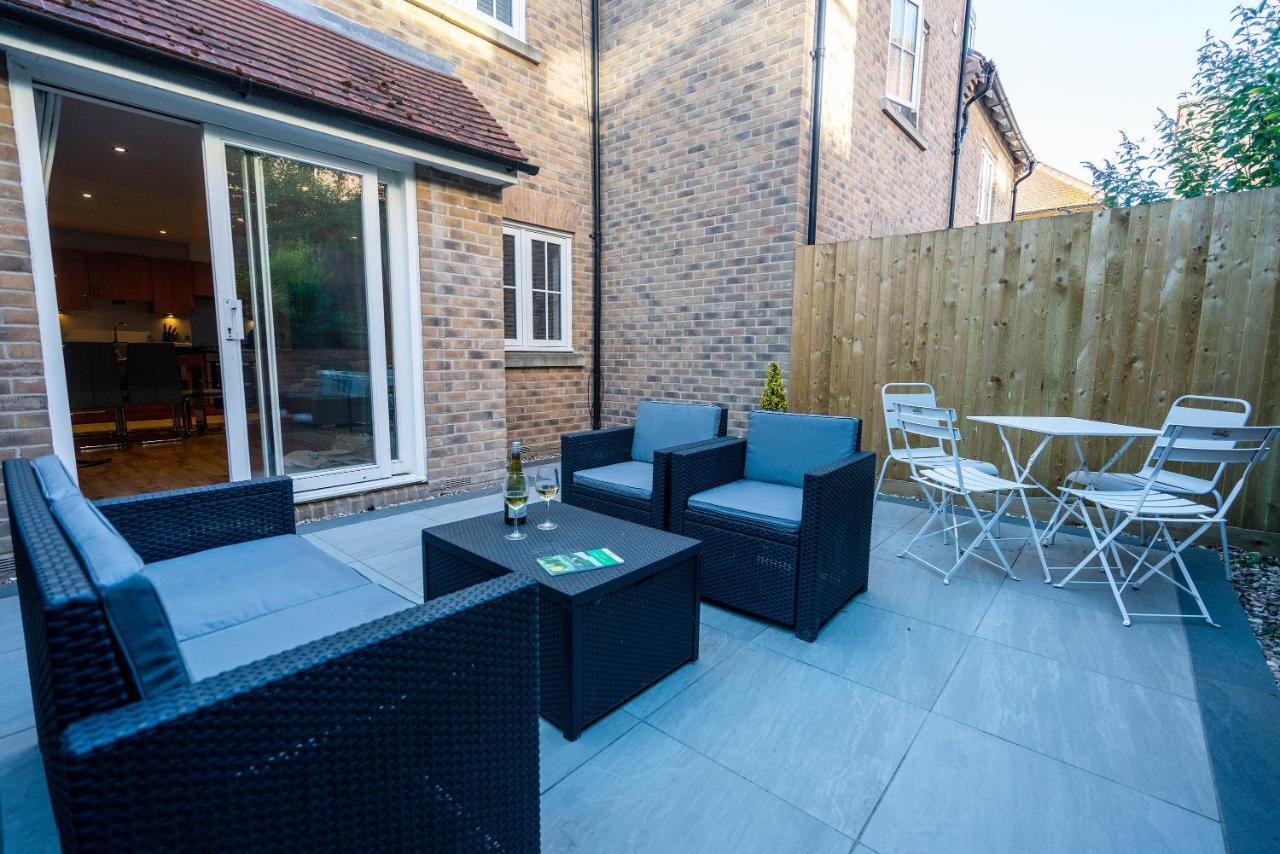 The Chaucer - Modern 3 Bed Home With Parking Close To City Centre Canterbury Exteriér fotografie