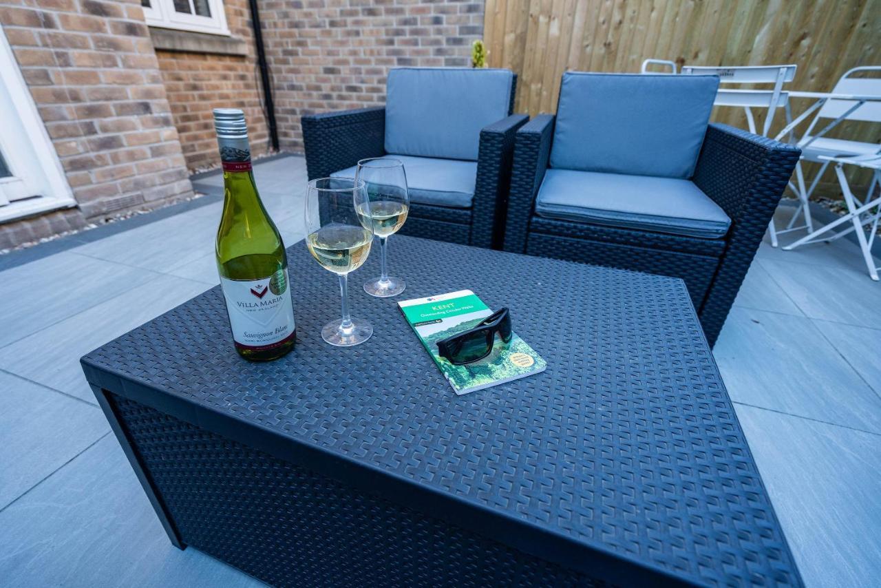 The Chaucer - Modern 3 Bed Home With Parking Close To City Centre Canterbury Exteriér fotografie